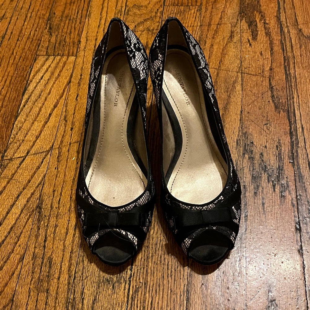 Ann Taylor Black Lace Peep Toe Shoes